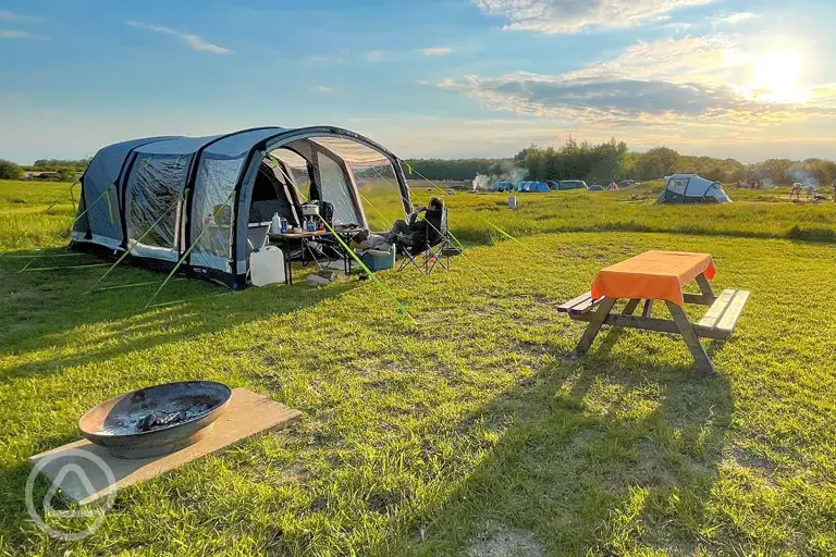 Non electric grass tent pitches