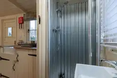 Ensuite shower in the shepherd's hut 