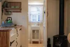 Shepherd's hut ensuite Shepherd's hut ensuite