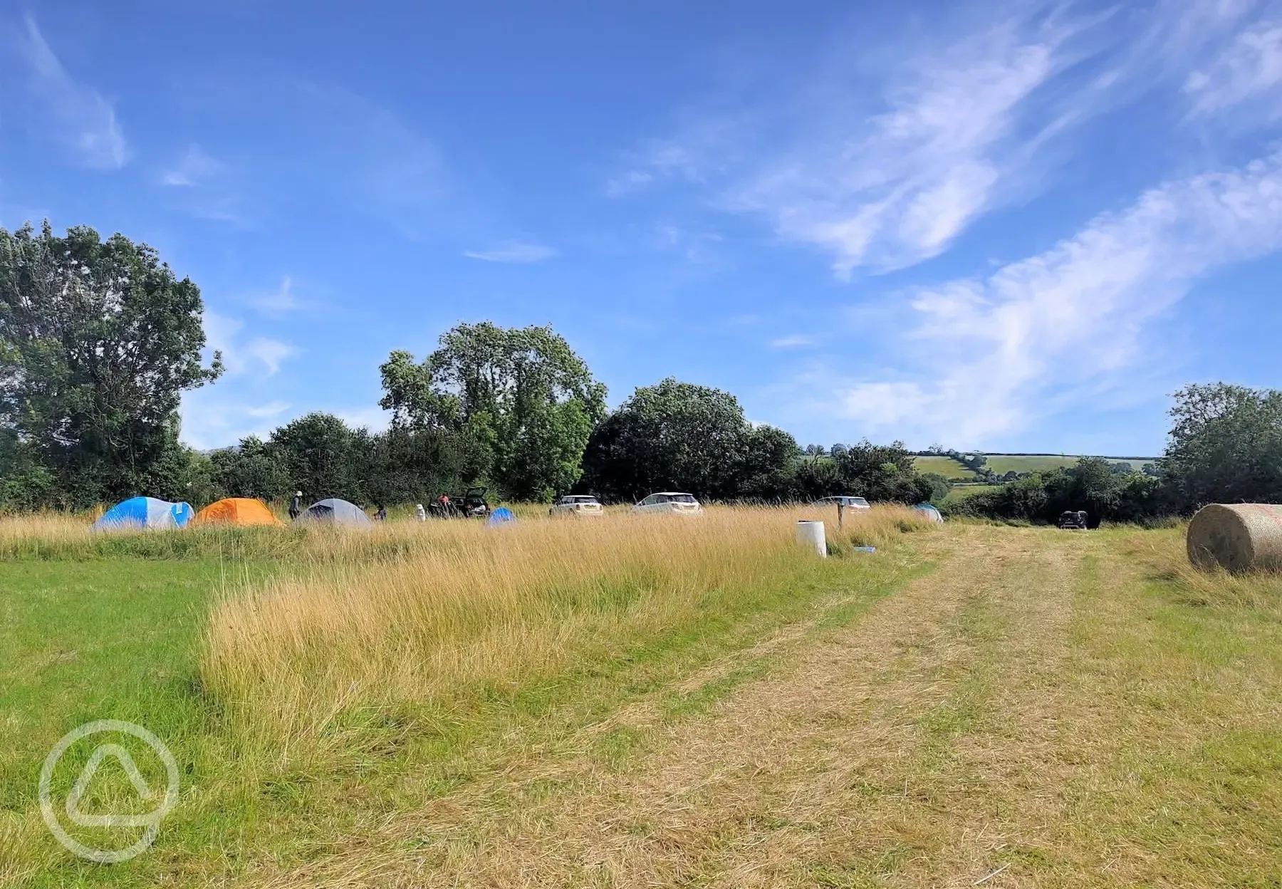 Non electric grass tent pitches