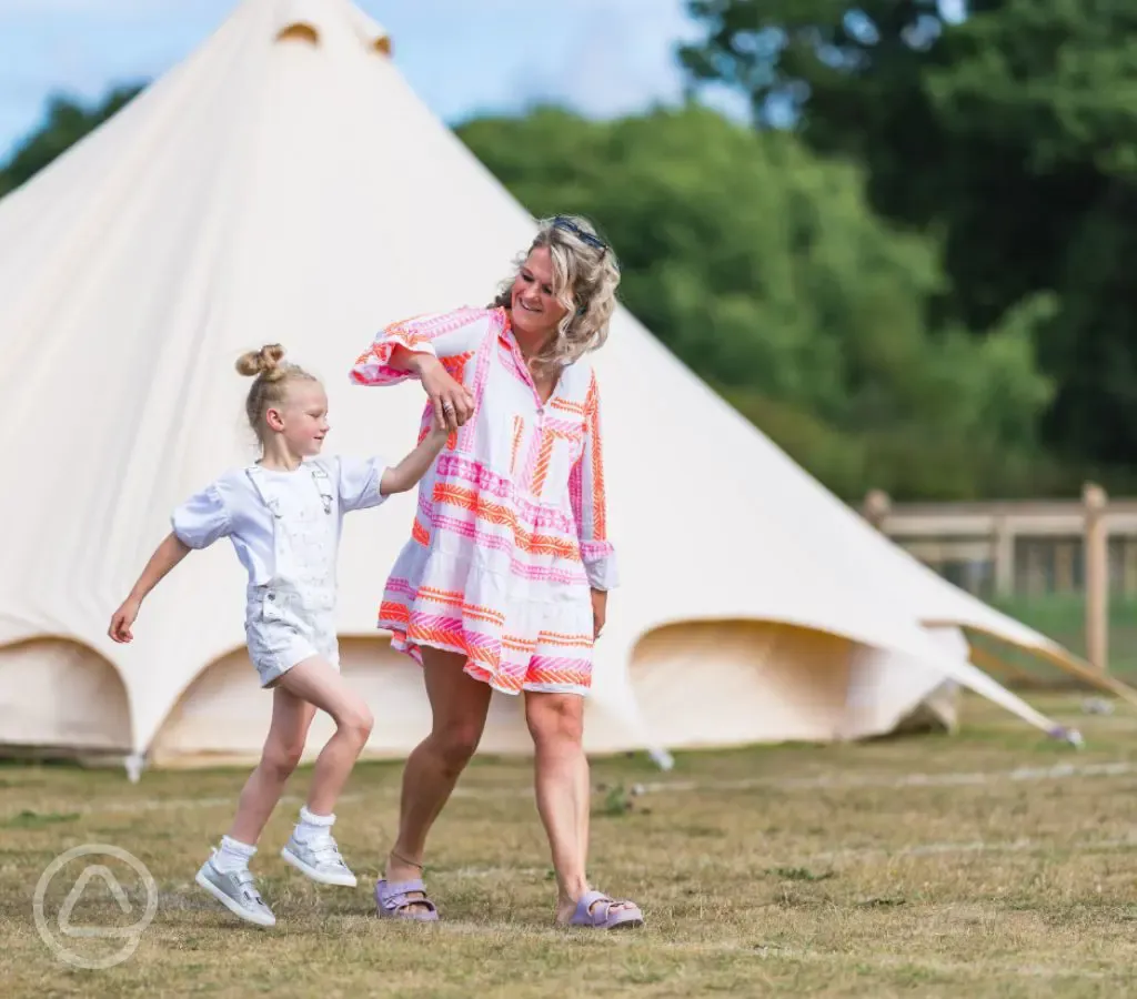 Bell tent 