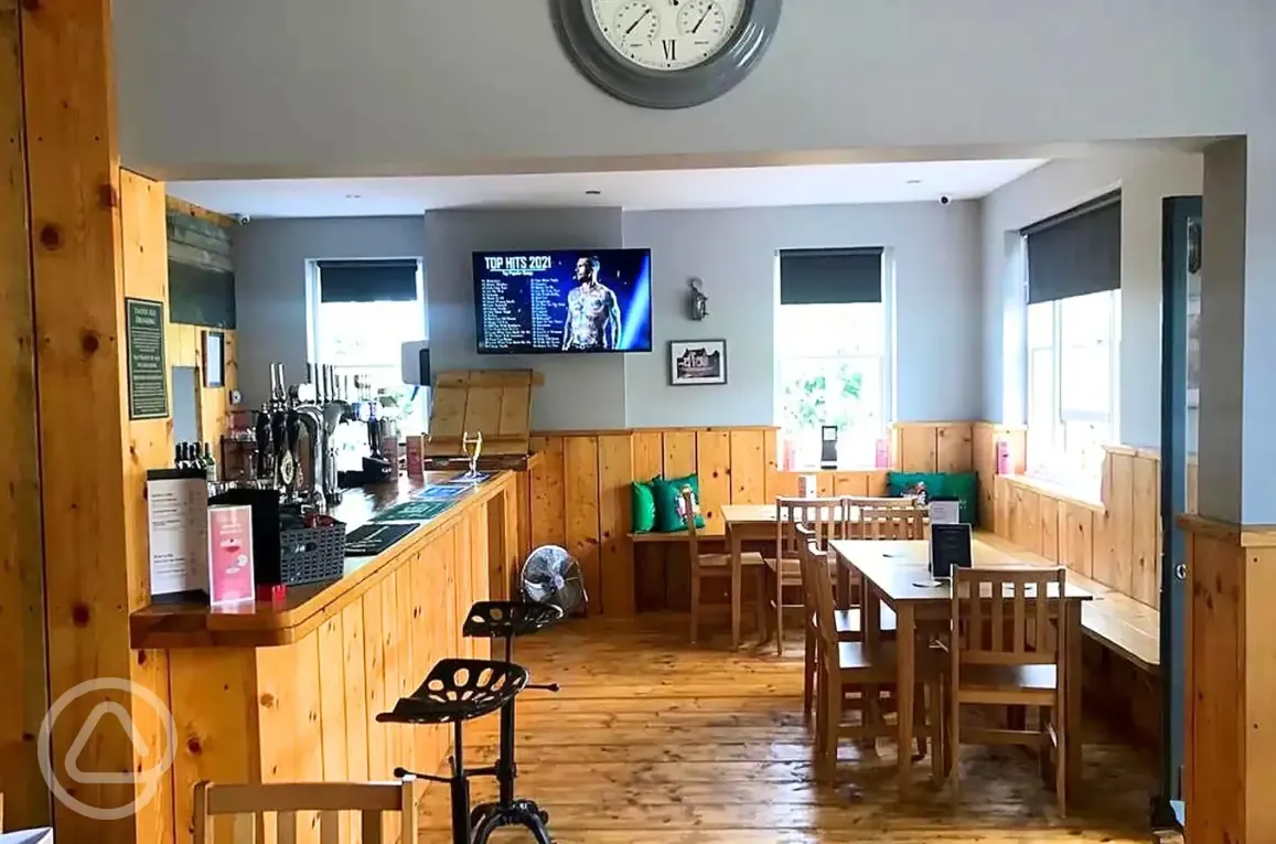 Bar in the pub