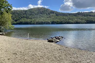 Direct access to Lake Windemere