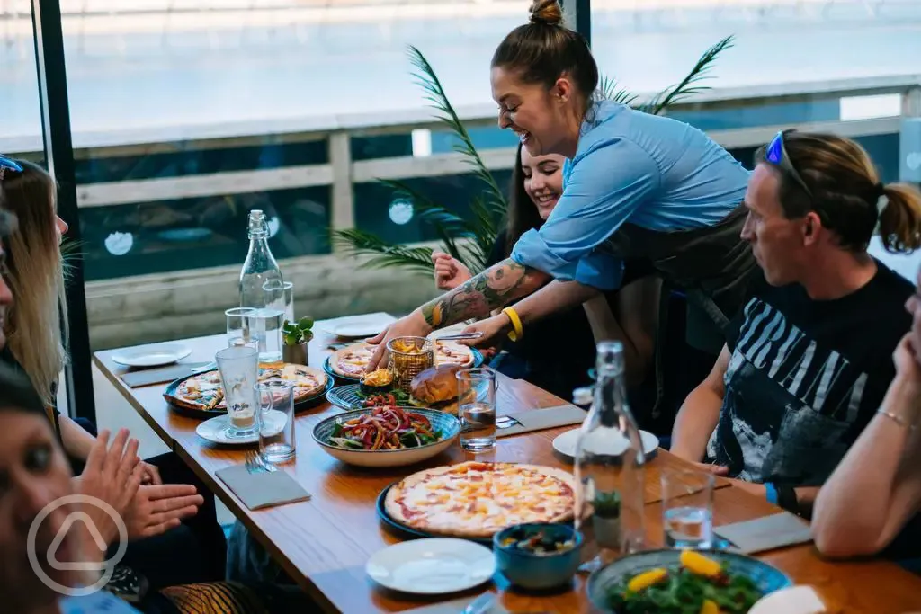 Caffi Eryri serves lunch and treats (open Wednesday to Sunday) Caffi Eryri serves lunch and treats (open Wednesday to Sunday)