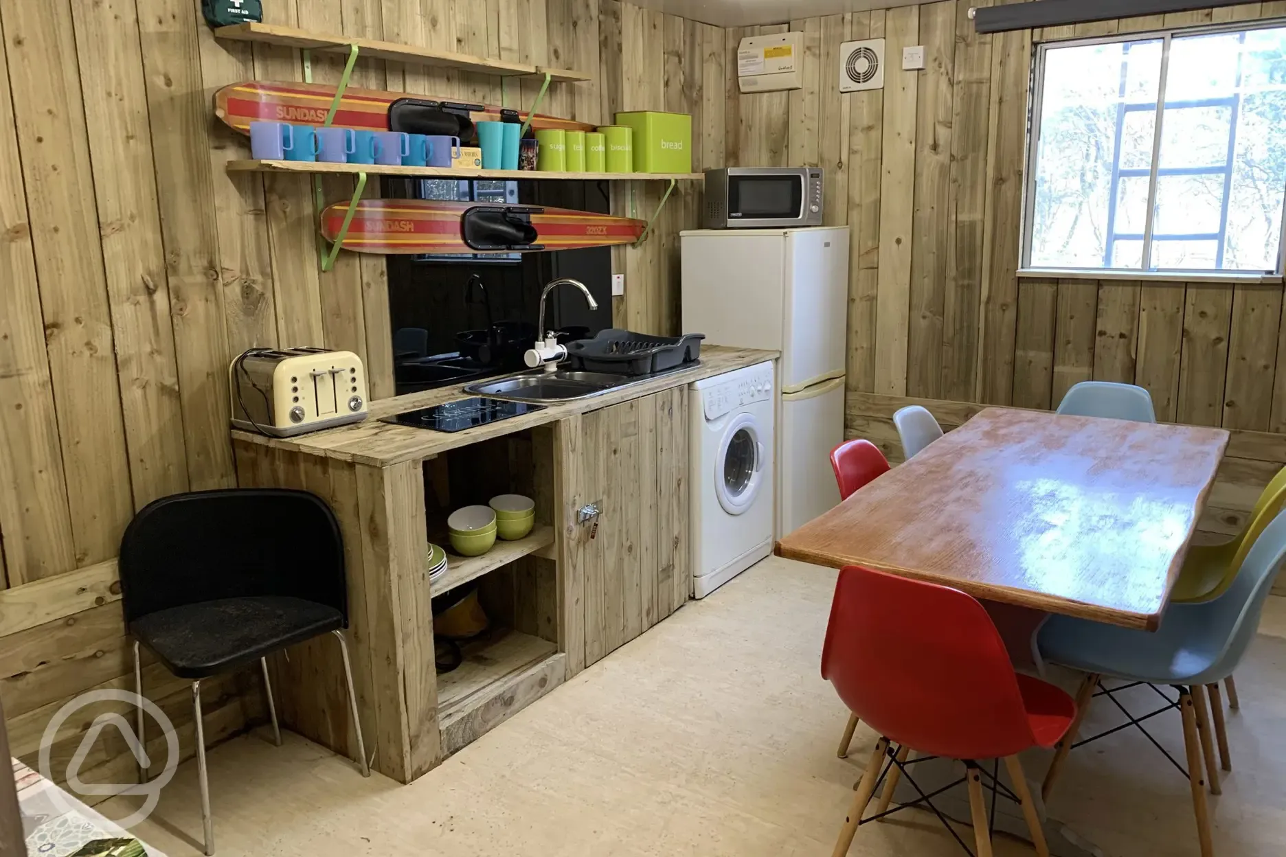 Laundry and kitchen facilities