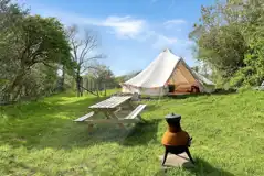 Furnished bell tent Furnished bell tent