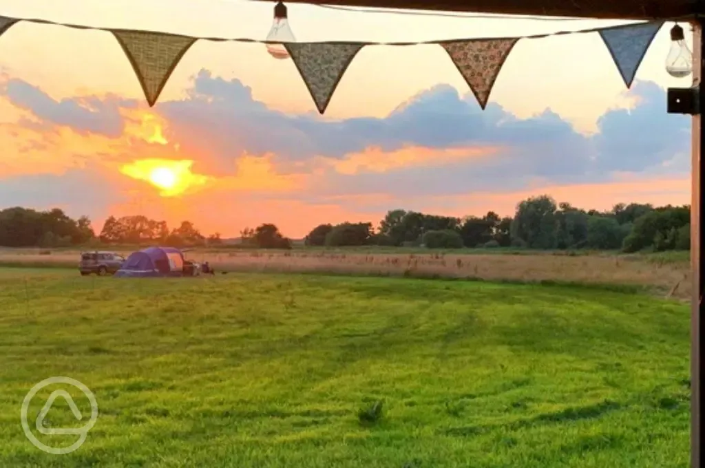 Ferrygate Camping - stunning sunsets