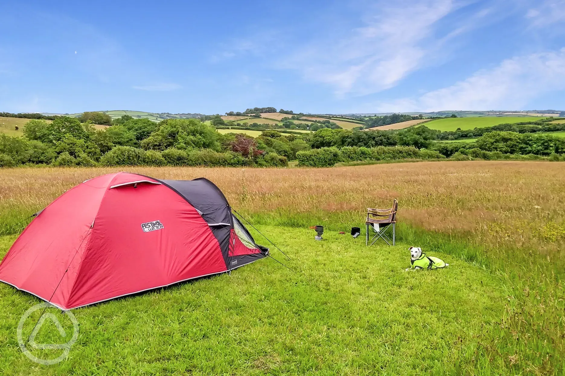 Non electric grass tent pitches