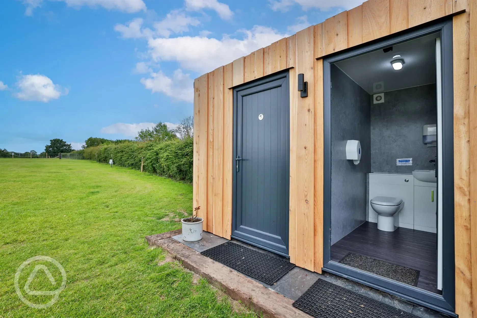 Toilet block at Abbey Farm Caravan and Glamping