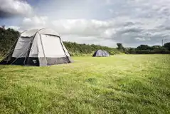 Non electric grass tent pitches