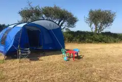 Non electric grass tent pitches