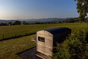 Shepherd's hut and countryside views