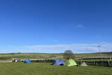 Non electric grass pitches for tents and tourers