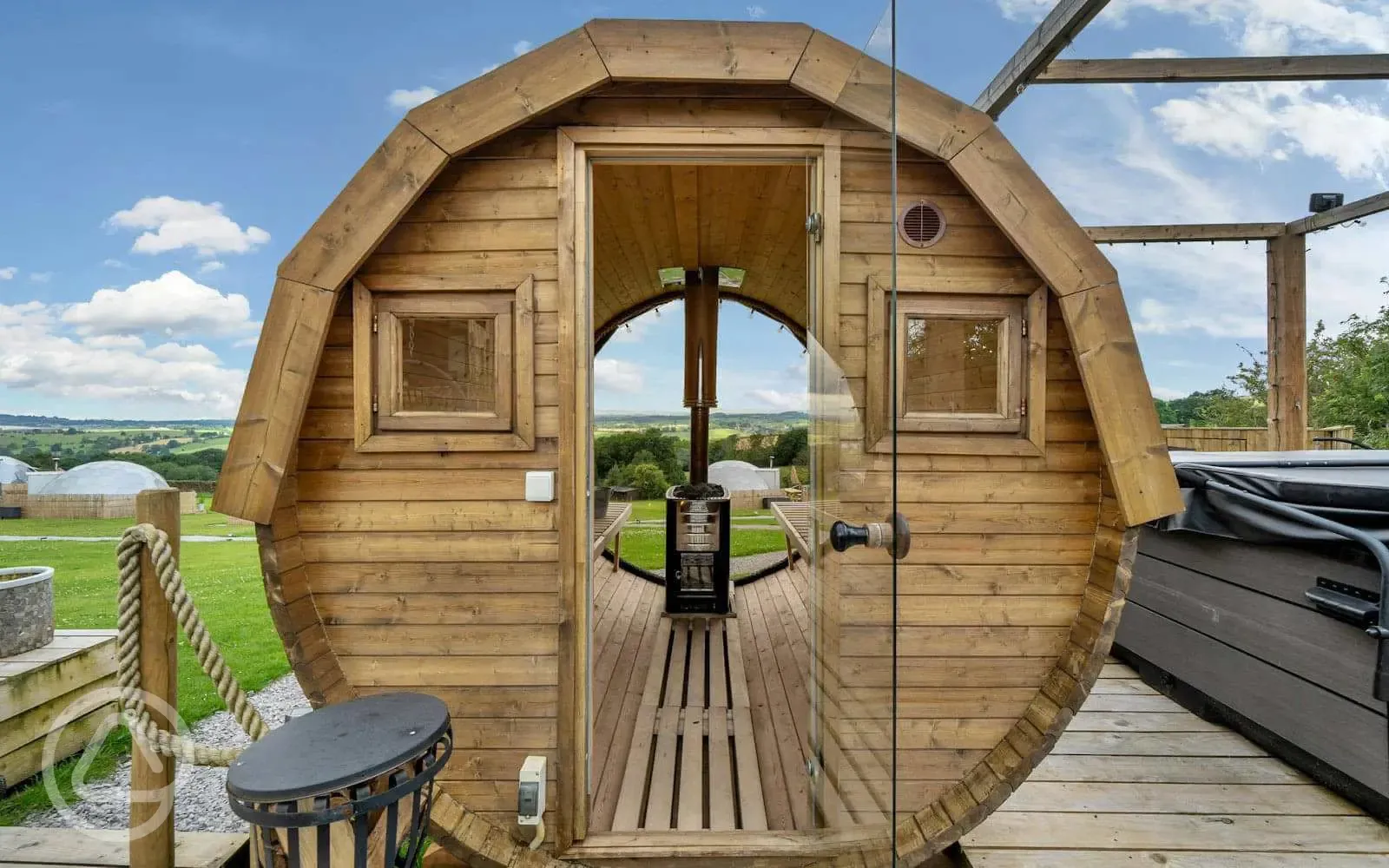 Barrel sauna