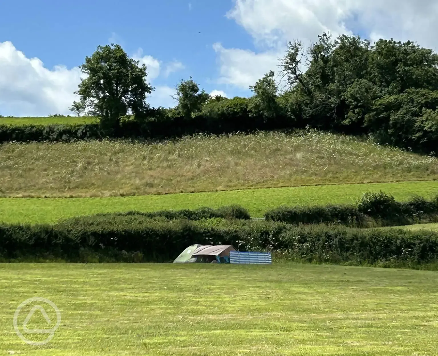 Non electric grass tent pitches