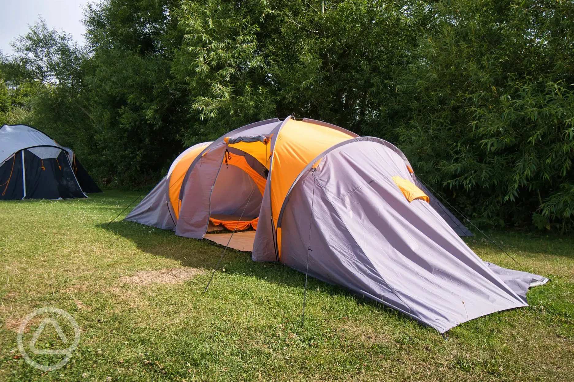 Non electric grass tent pitches 