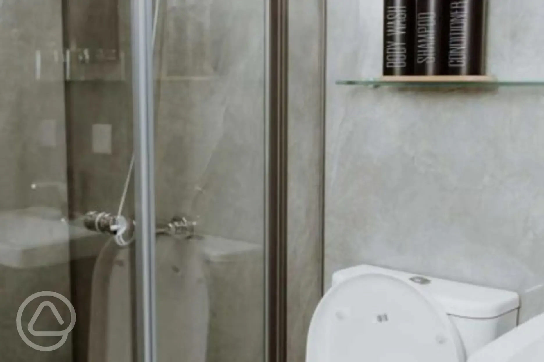 Ensuite in the 8m star geodome