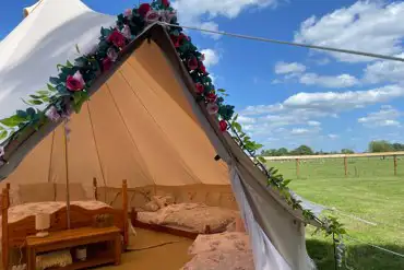 Bell tent 