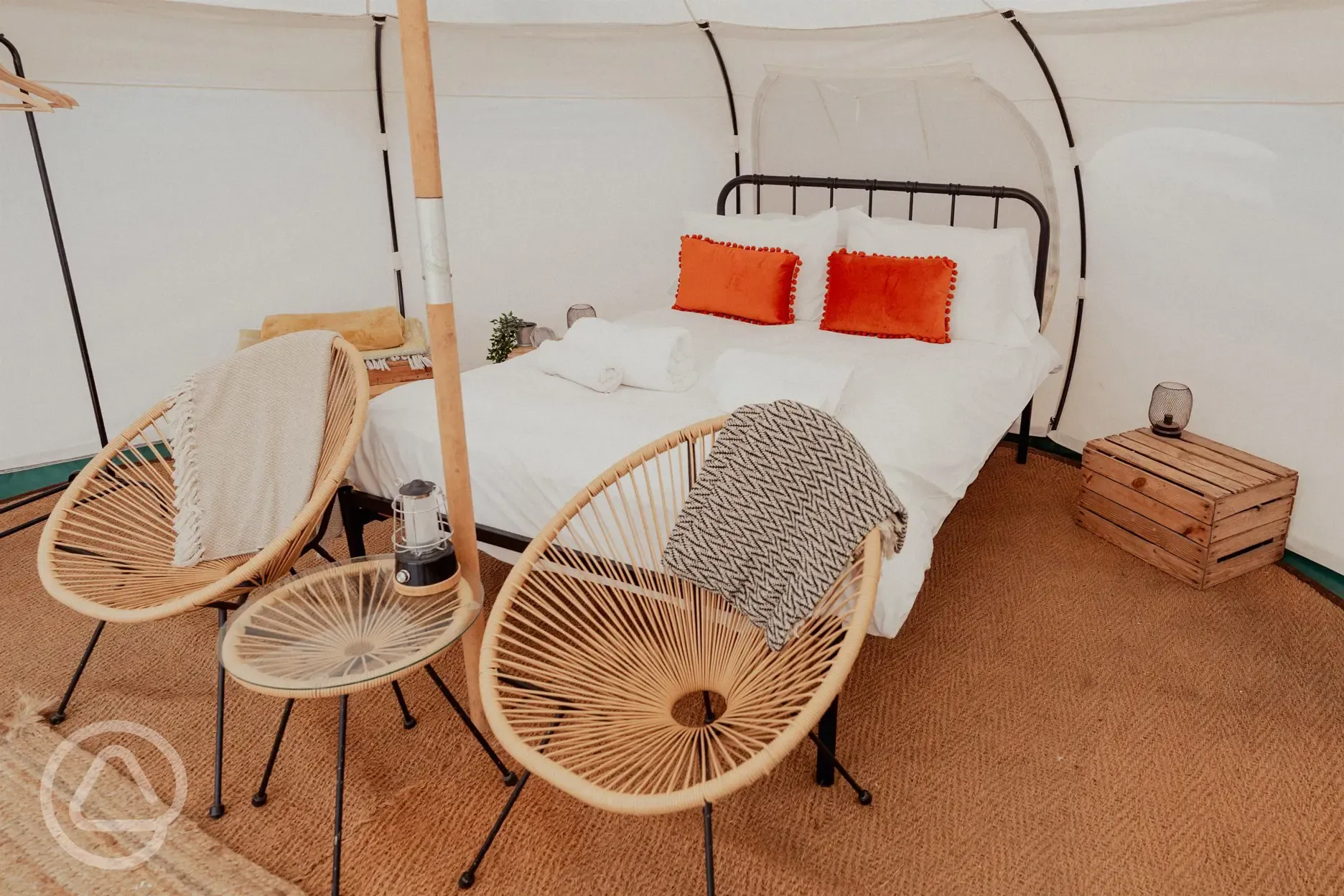 Lotus belle tent bed