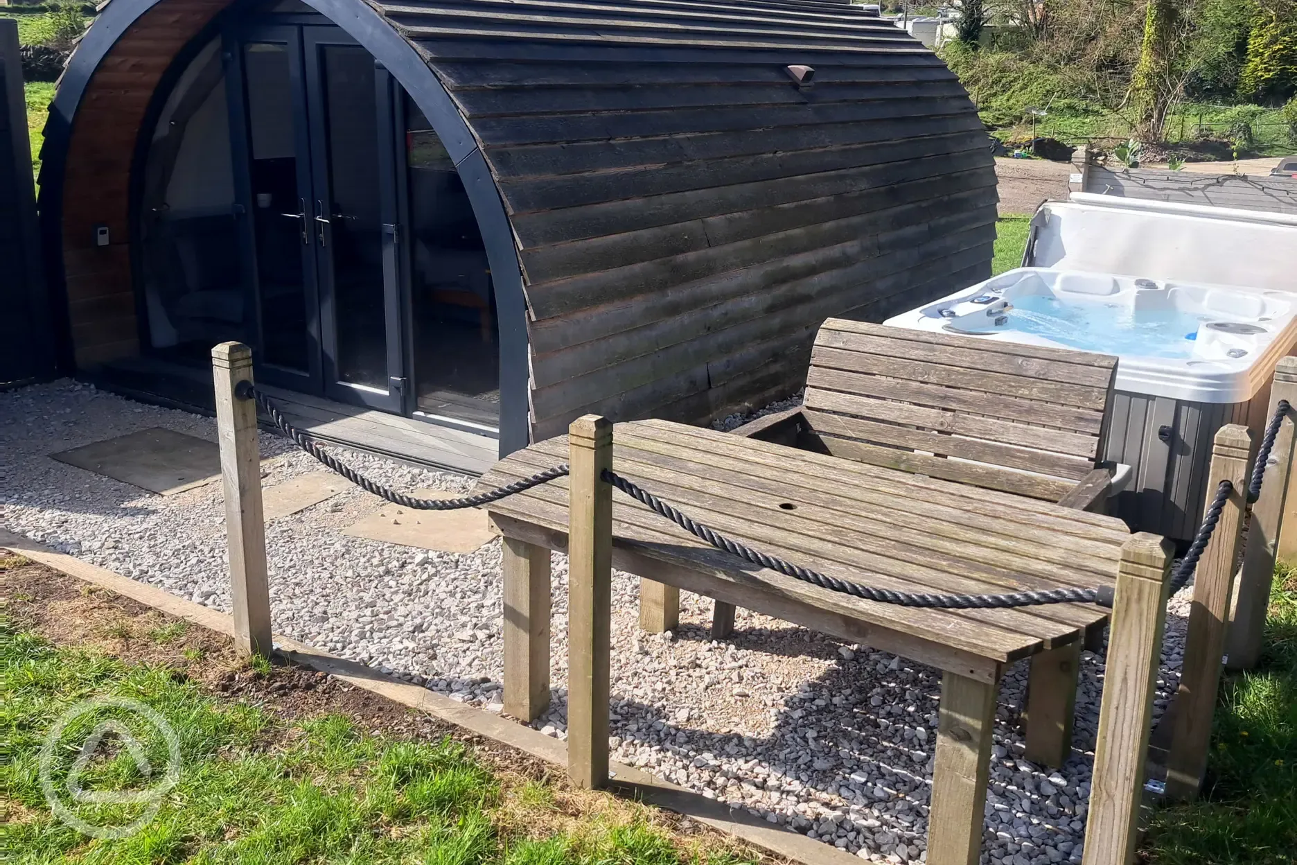 Owl glamping pod and hot tub