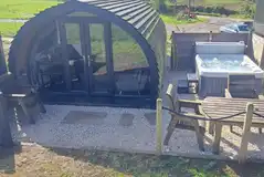 Glamping pod with hot tub Glamping pod with hot tub