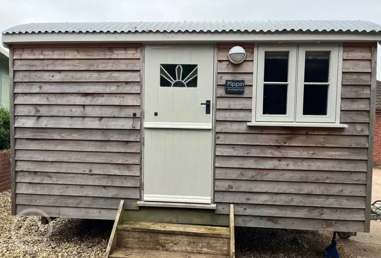 Pippin shepherd's hut