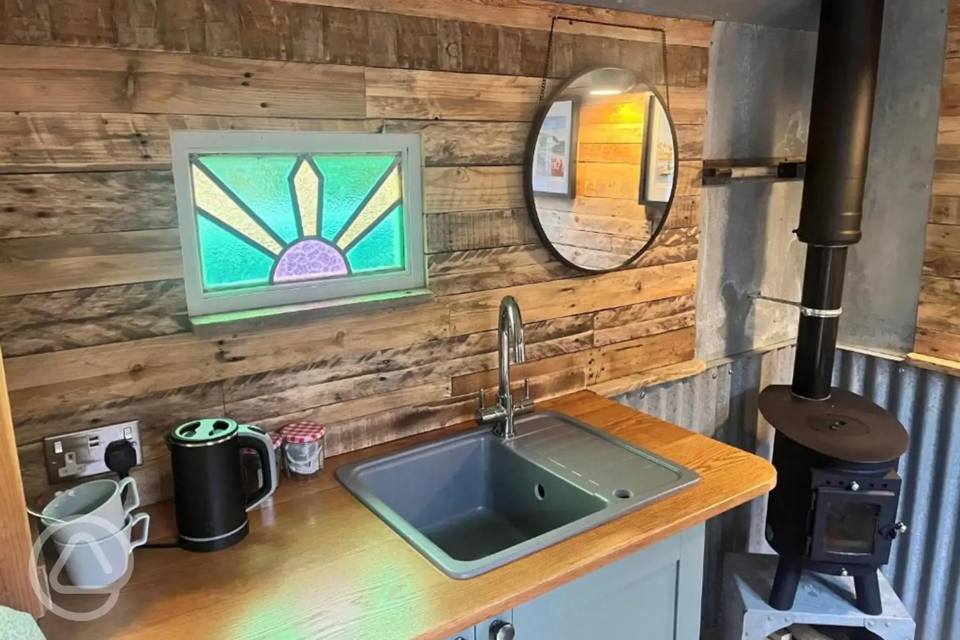 Pippin shepherd's hut interior