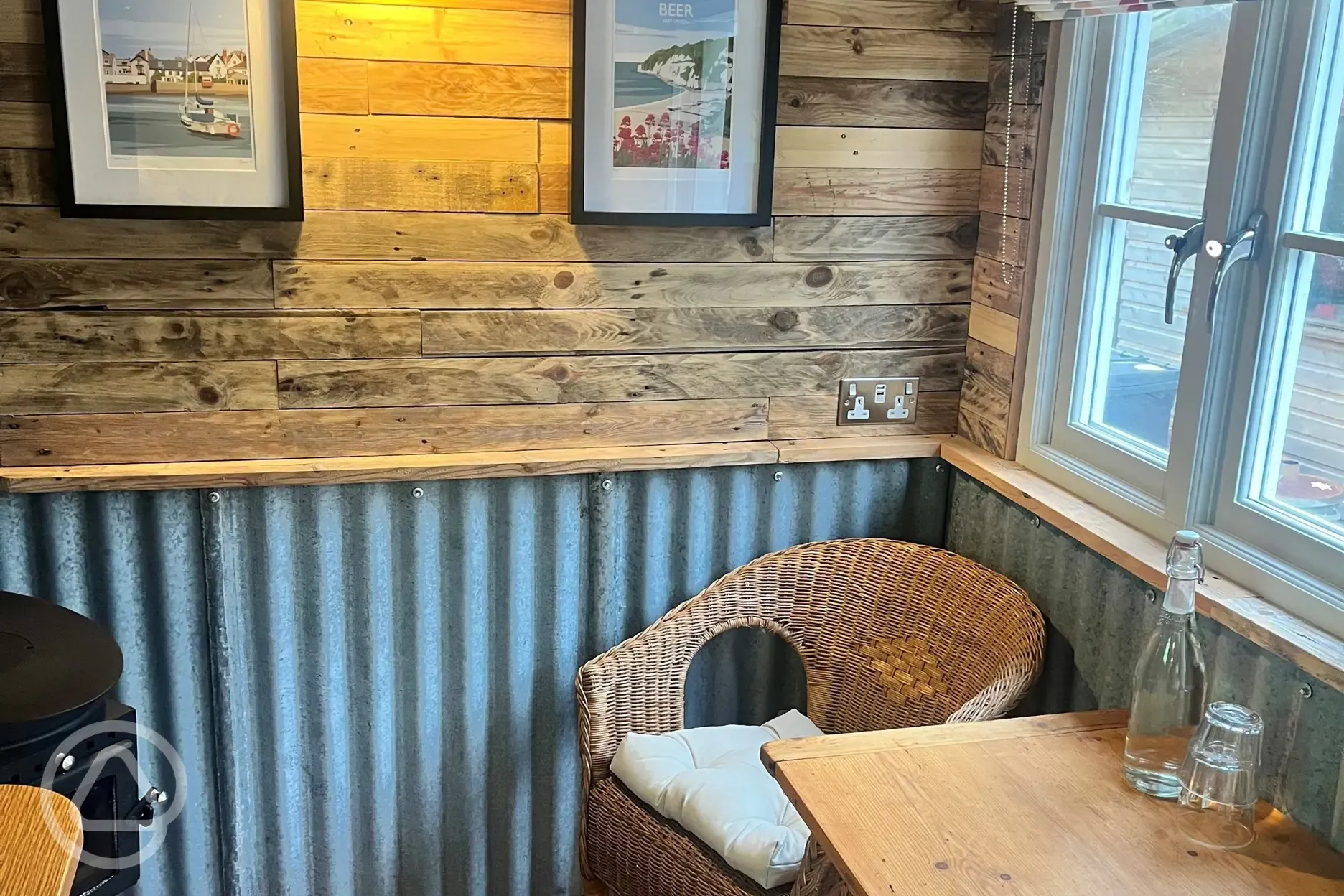 Pippin shepherd's hut interior