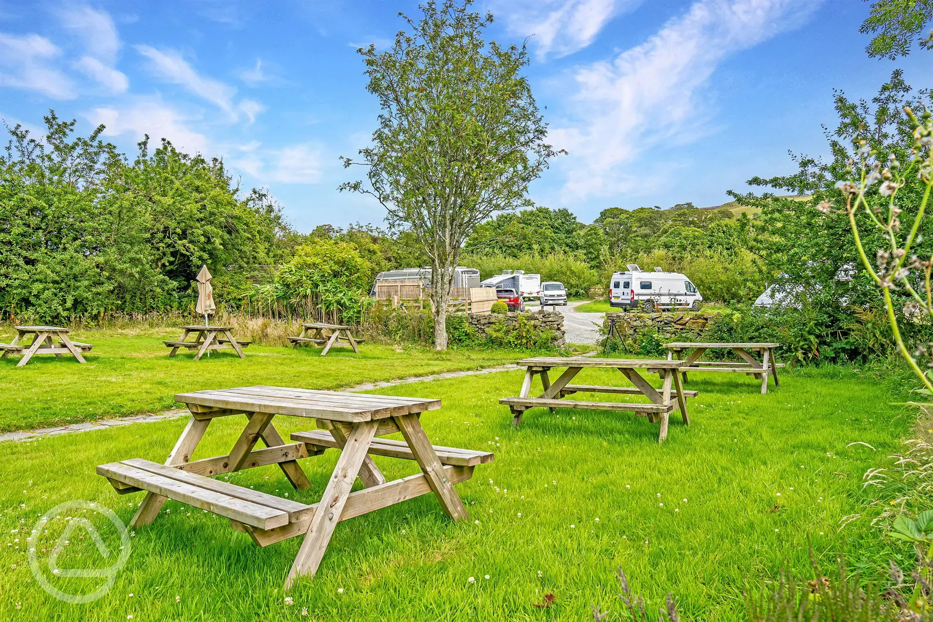 The Church House Inn garden picnic tables