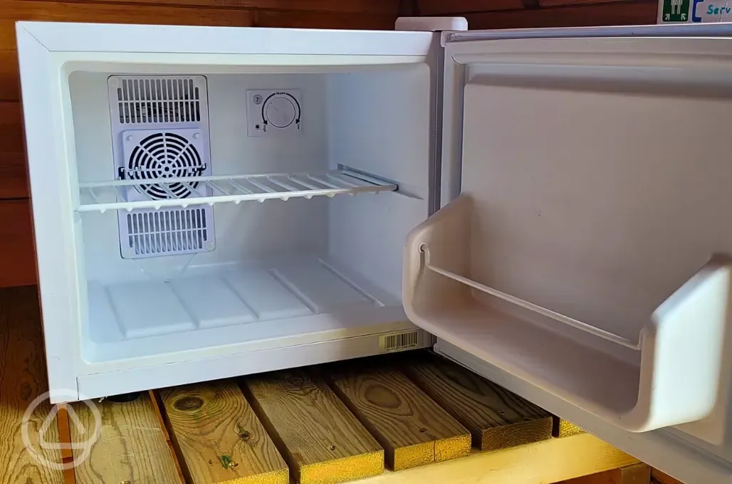 Log pod fridge