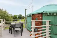 Mighty Oak yurt with hot tub