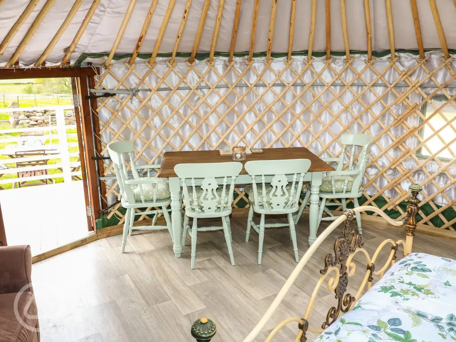 Horse Chestnut yurt with hot tub dining area