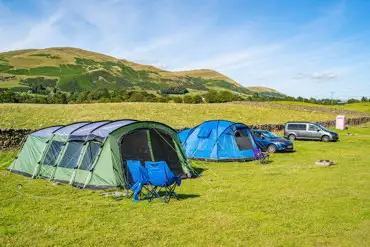 Non electric grass pitches for tents, trailer tents, roof tents and campervans