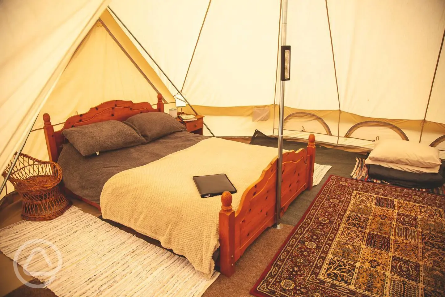 Cuddfan bell tent