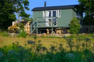 Brook Cottage Shepherd Huts, Pwllheli, Gwynedd Brook Cottage Shepherd Huts, Pwllheli, Gwynedd
