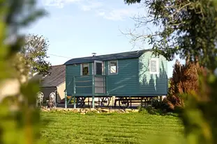 Brook Cottage Shepherd Huts, Pwllheli, Gwynedd Brook Cottage Shepherd Huts, Pwllheli, Gwynedd