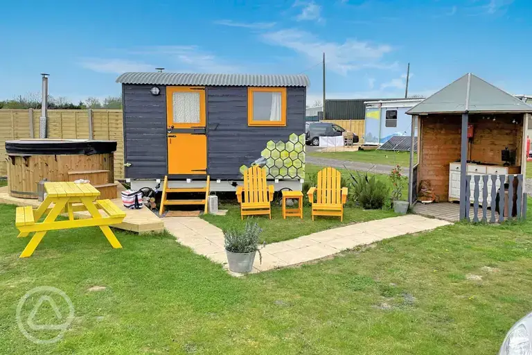 Bumble shepherd's hut