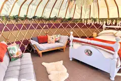 Tiddywinkle yurt complete with a double bed and two single sofas/futons
