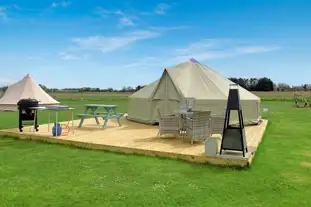 Westerby Farm Camping and Glamping, Outwell, Wisbech, Cambridgeshire (4.3 miles)