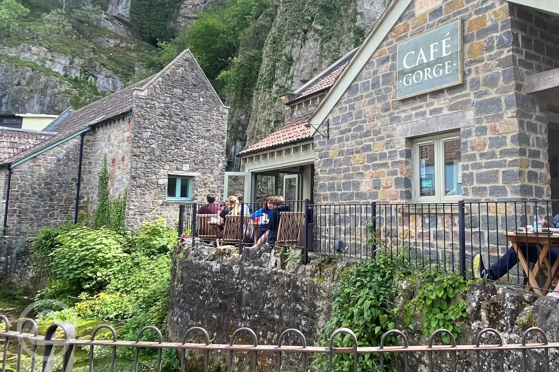 Nearby cafe in Cheddar Village 