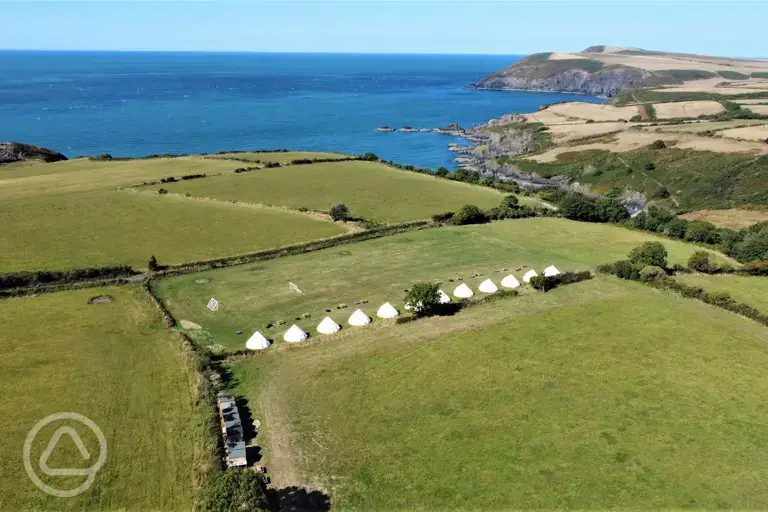 Bell tent aerial