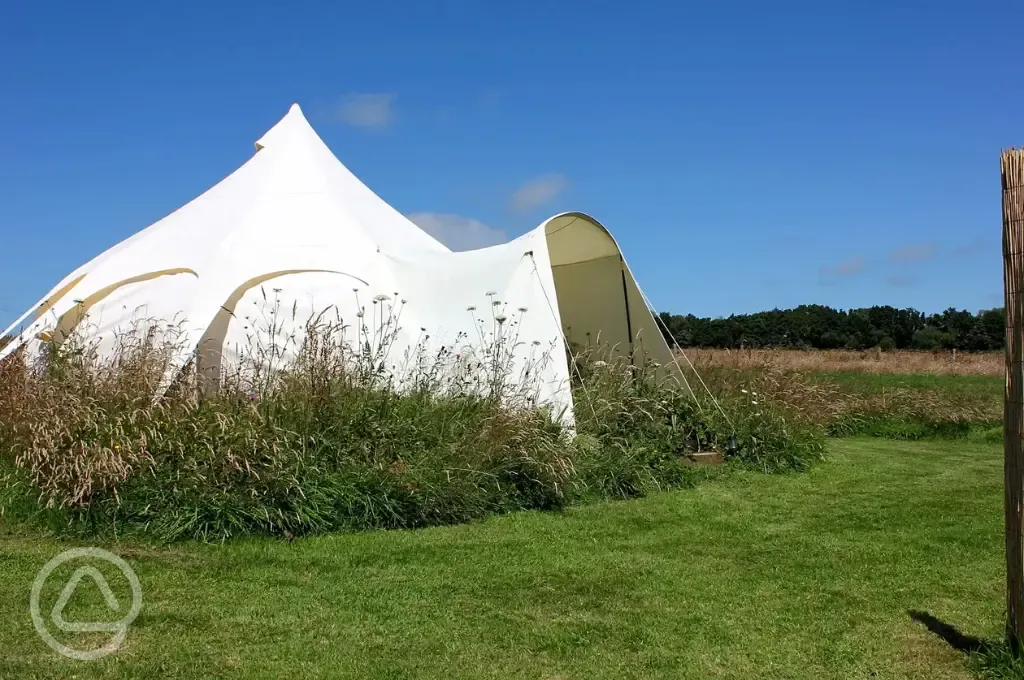 Lotus bell tent