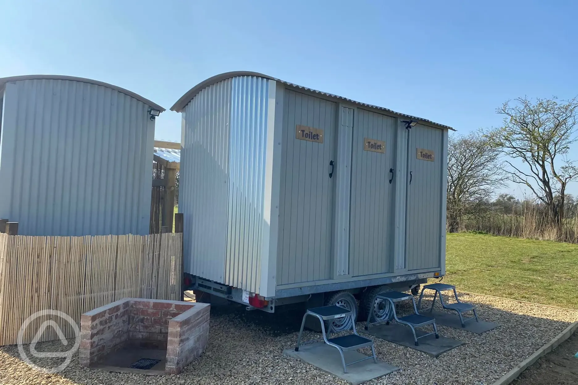 Toilet Block