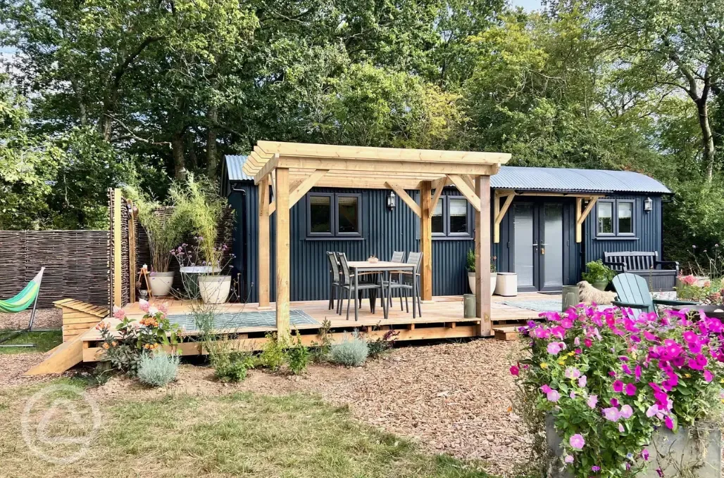 Sunset Lodge shepherd's hut 