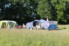 Non electric grass tent pitches