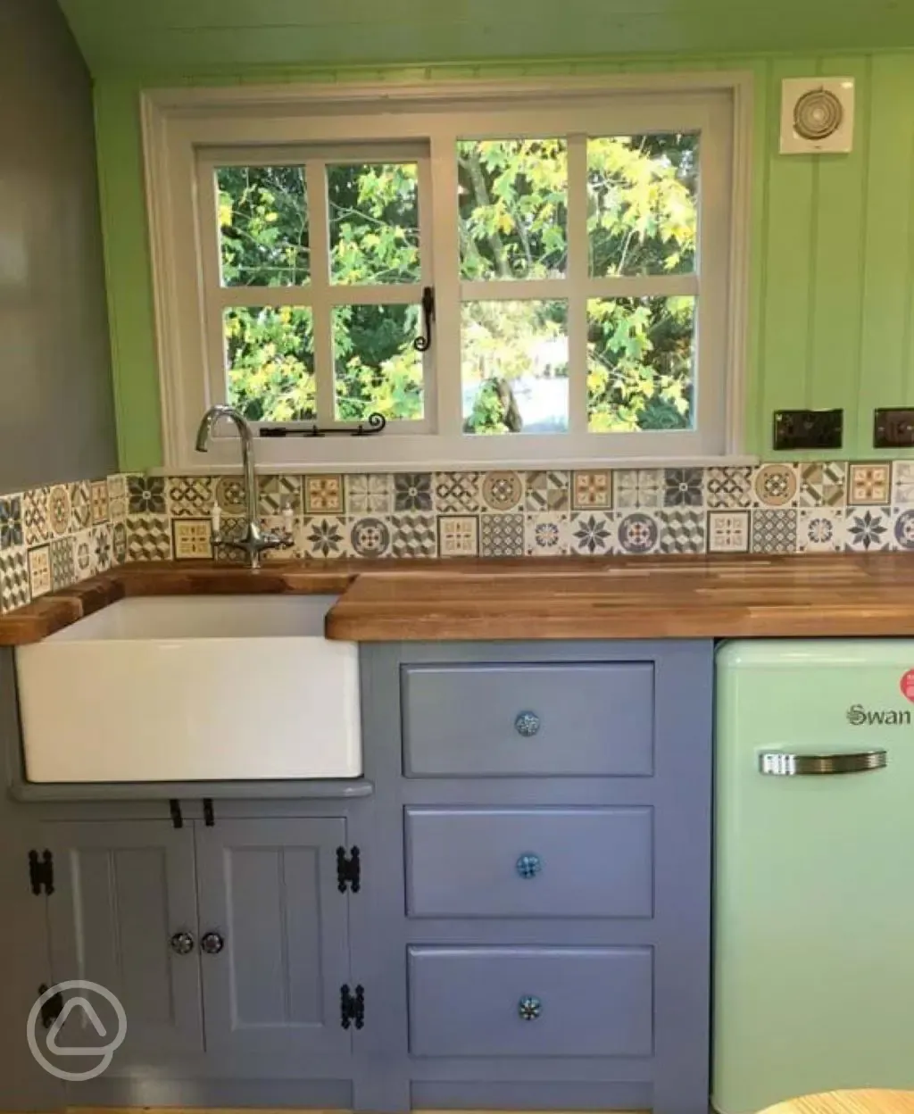 Shepherd's hut kitchenette