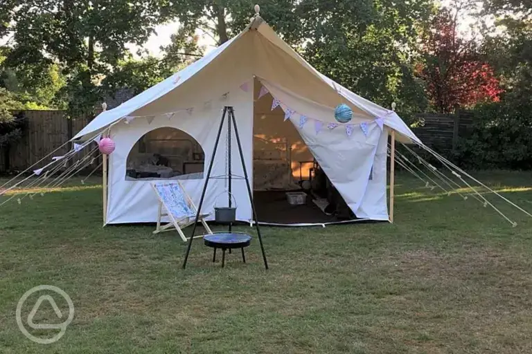 Canvas tent