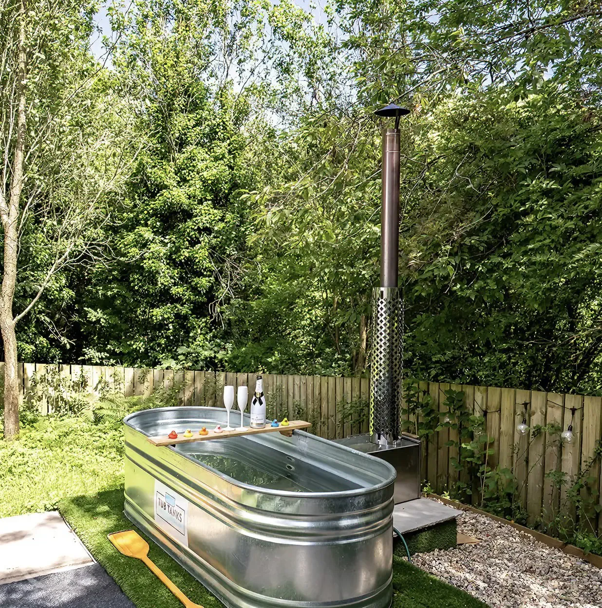 Barn Owl bell tent hot tub