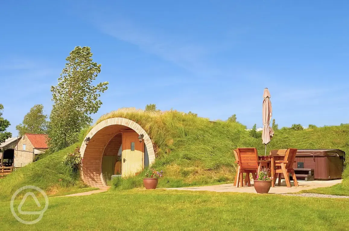 Hare's View glamping pod and hot tub