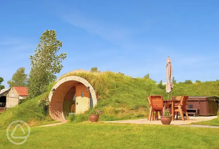 Hare's View glamping pod and hot tub